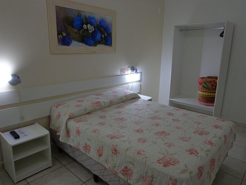 Foz Presidente Economic Hotel 3*